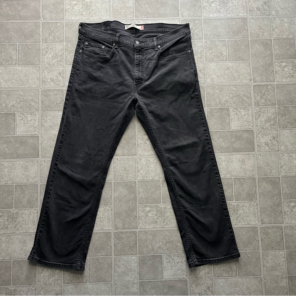 Levi’s 559 relaxed straight Faded black dark grey size 38 x 30 blank red tab